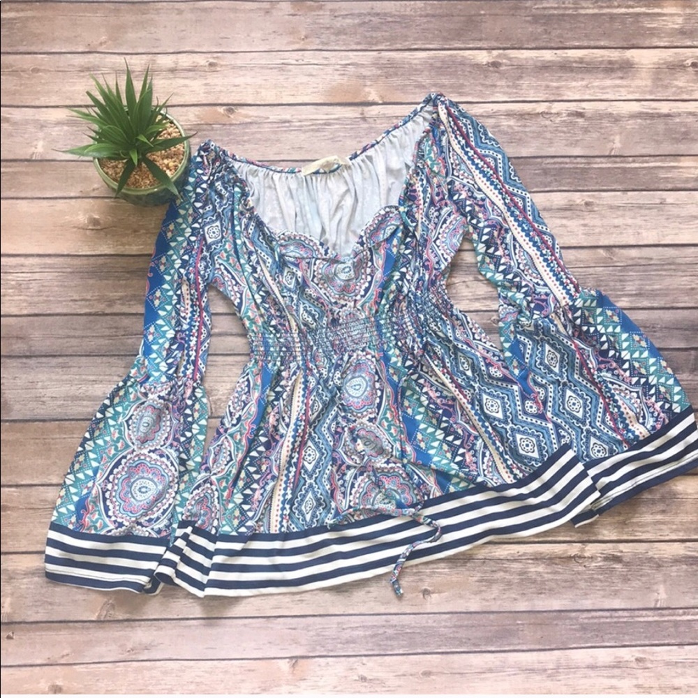 Boston Proper super cute, wash n wear top 4